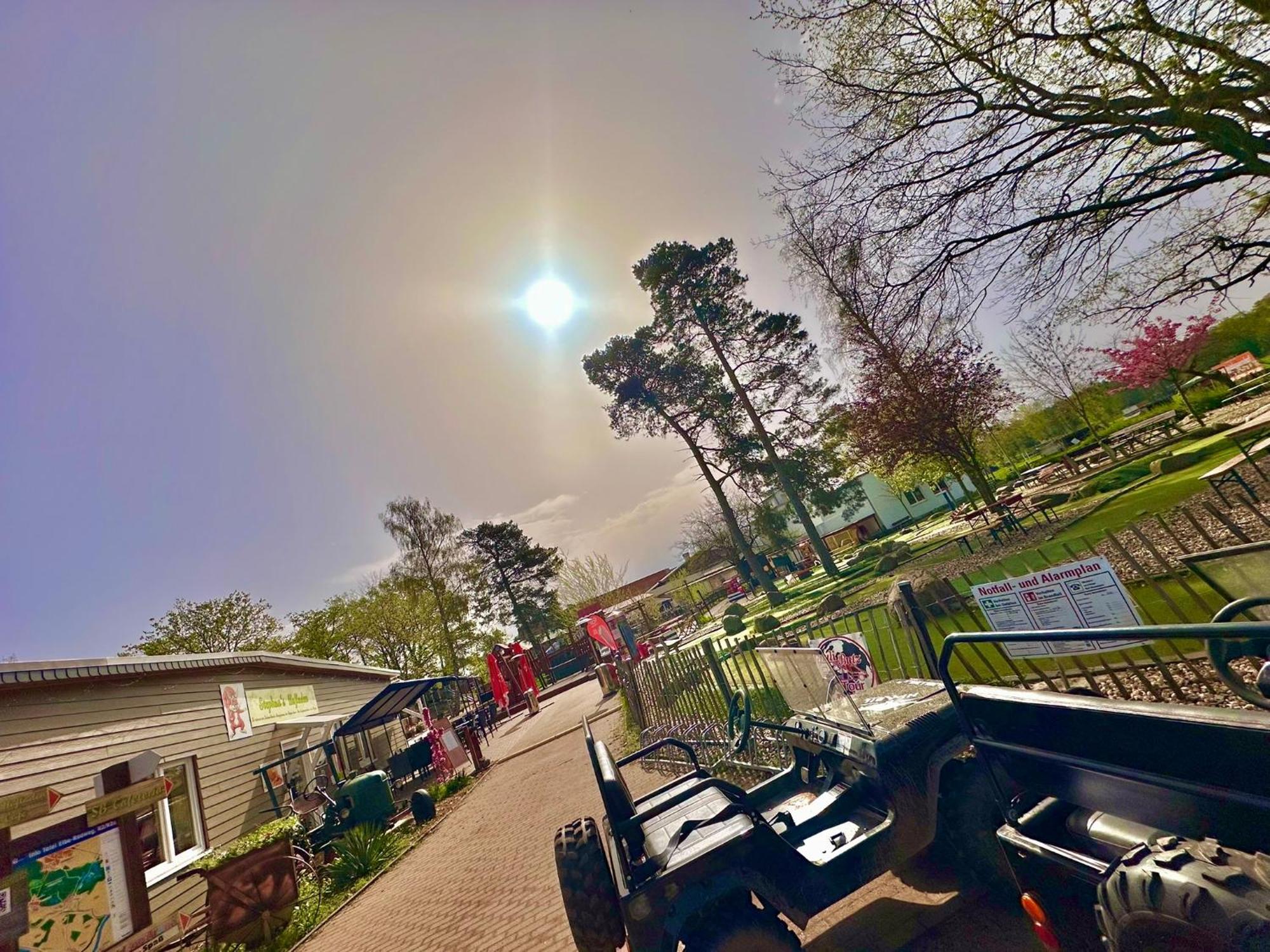 Ferien-& Erlebnispark Ploetzky Schönebeck Esterno foto